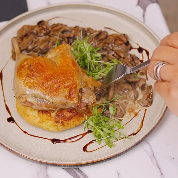 Photo credit: opentable