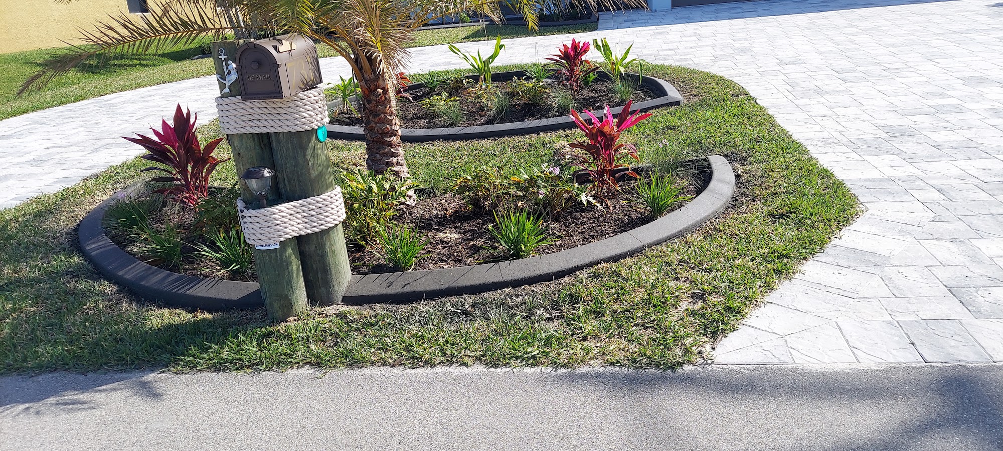 Barracuda Landscape & Curbing - Landscape design and landscape curbing