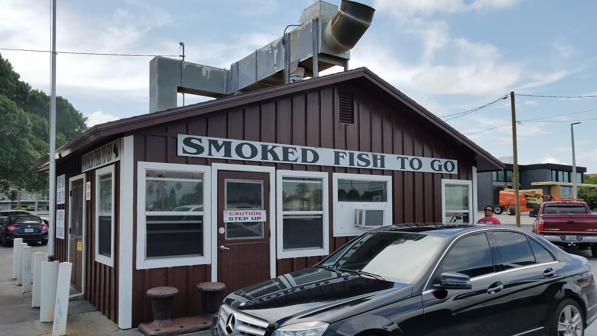 Ted Peters Famous Smoked Fish