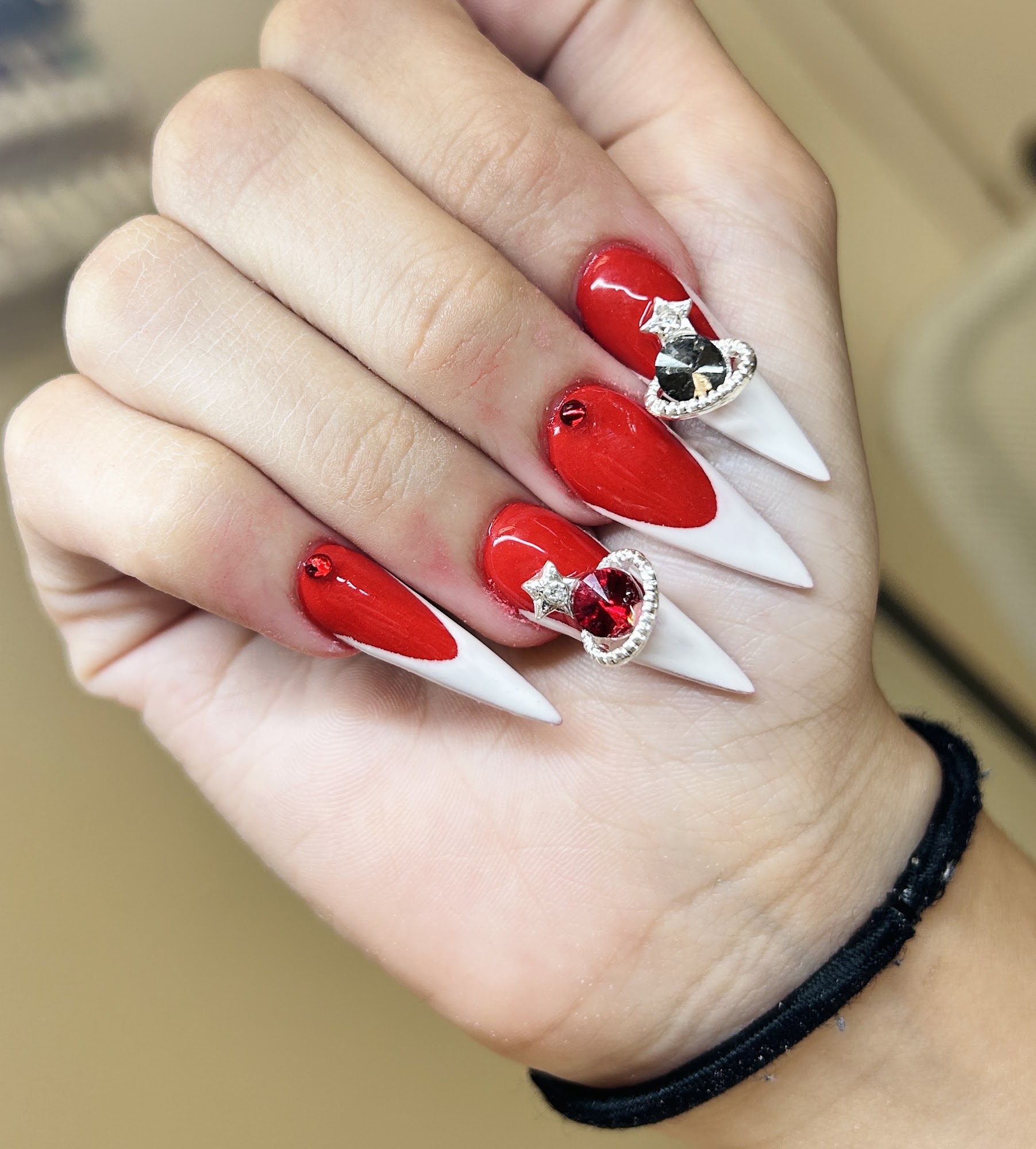 ARS Nails