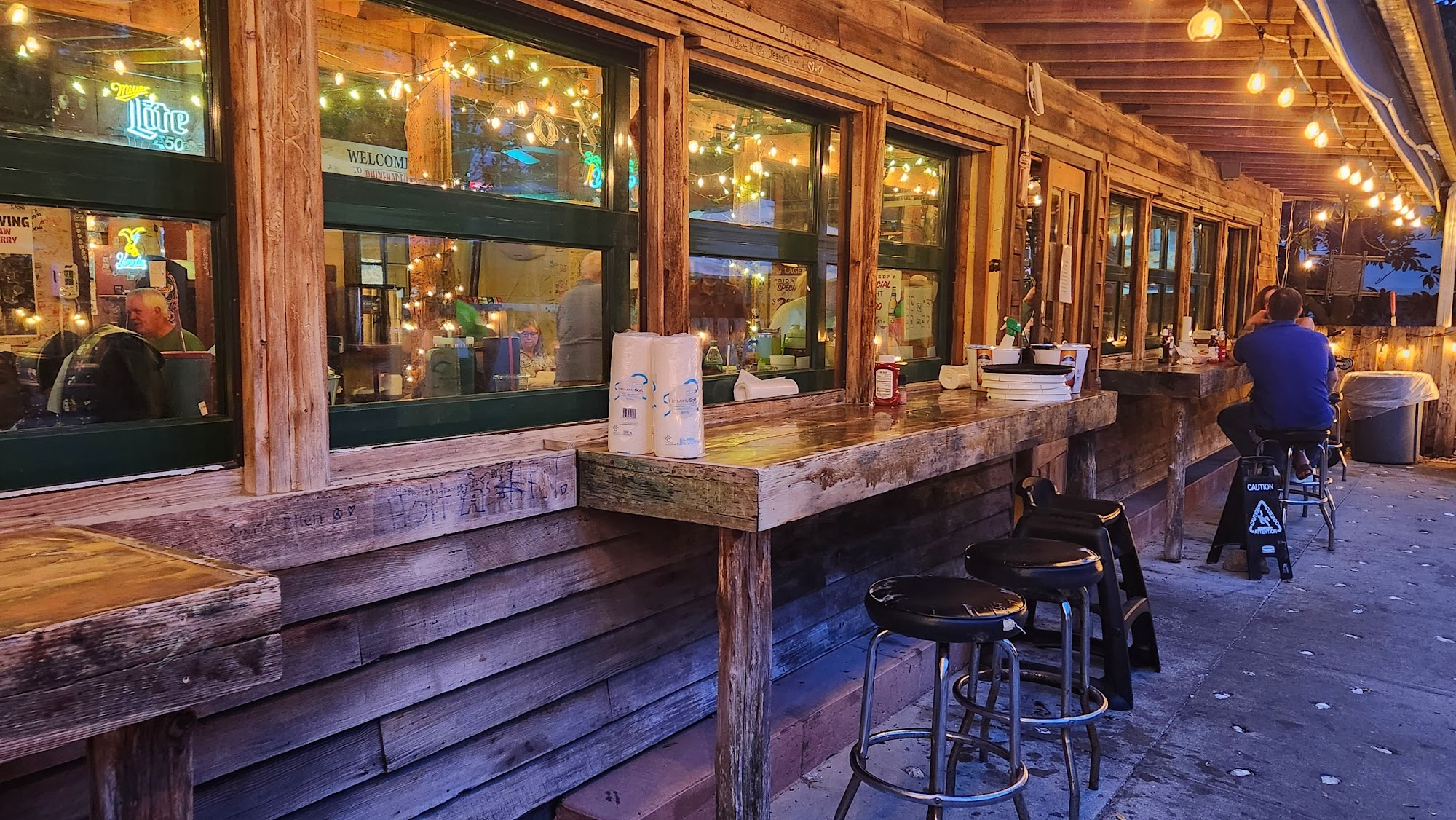 Rhinehart's Oyster Bar