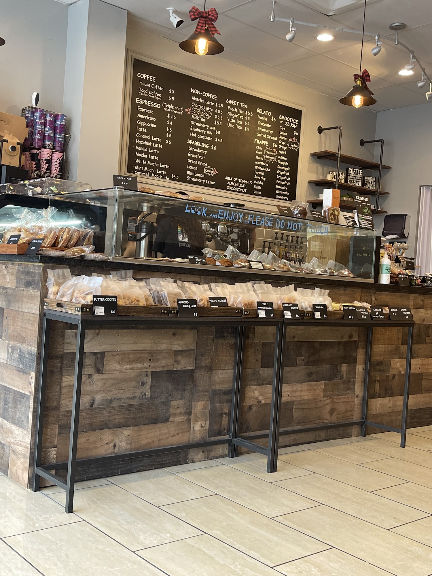 Sunflour Dessert & Coffee Lawrenceville