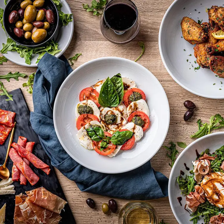 Photo credit: opentable