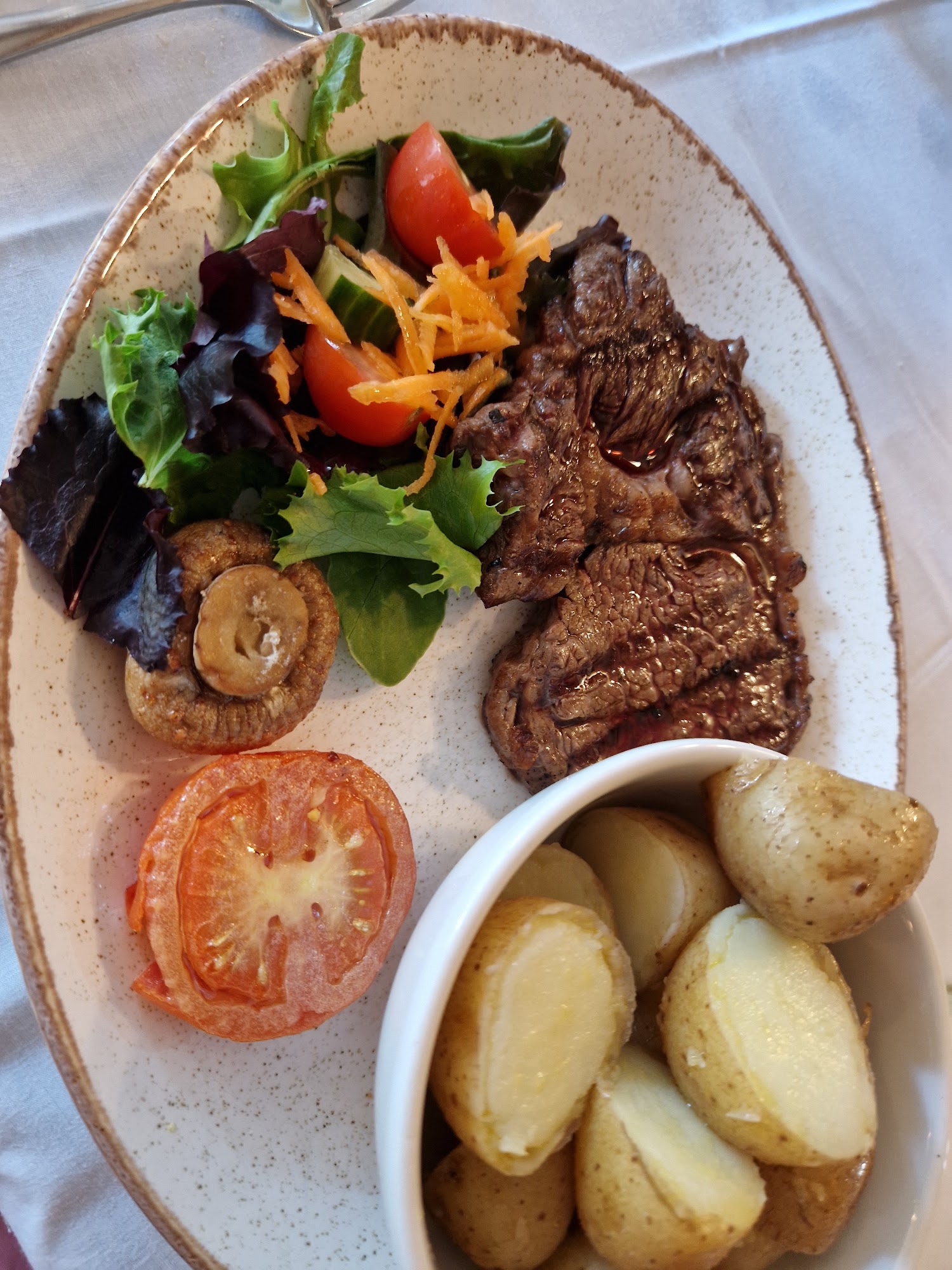 The Kilcot Inn Ross Rd, Kilcot, Newent