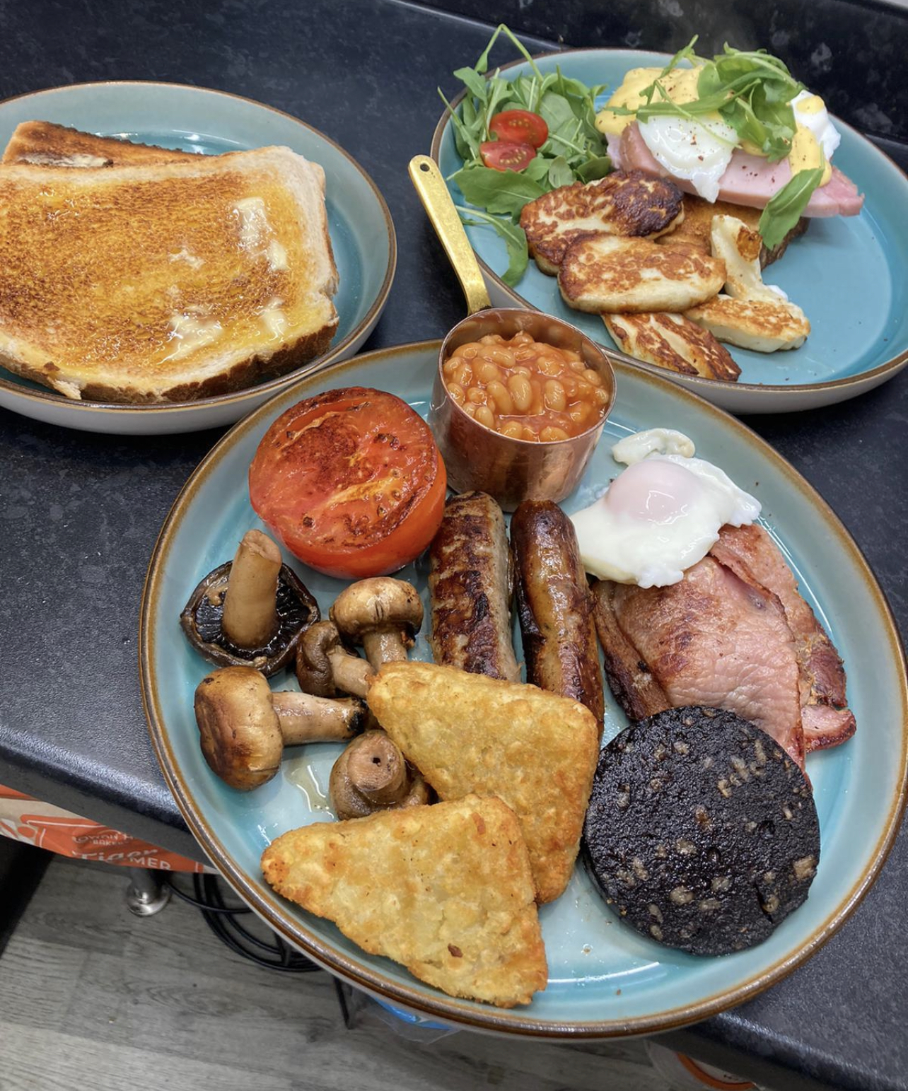 food & thorn bistro 119 Stamford Street Central, Ashton-under-Lyne