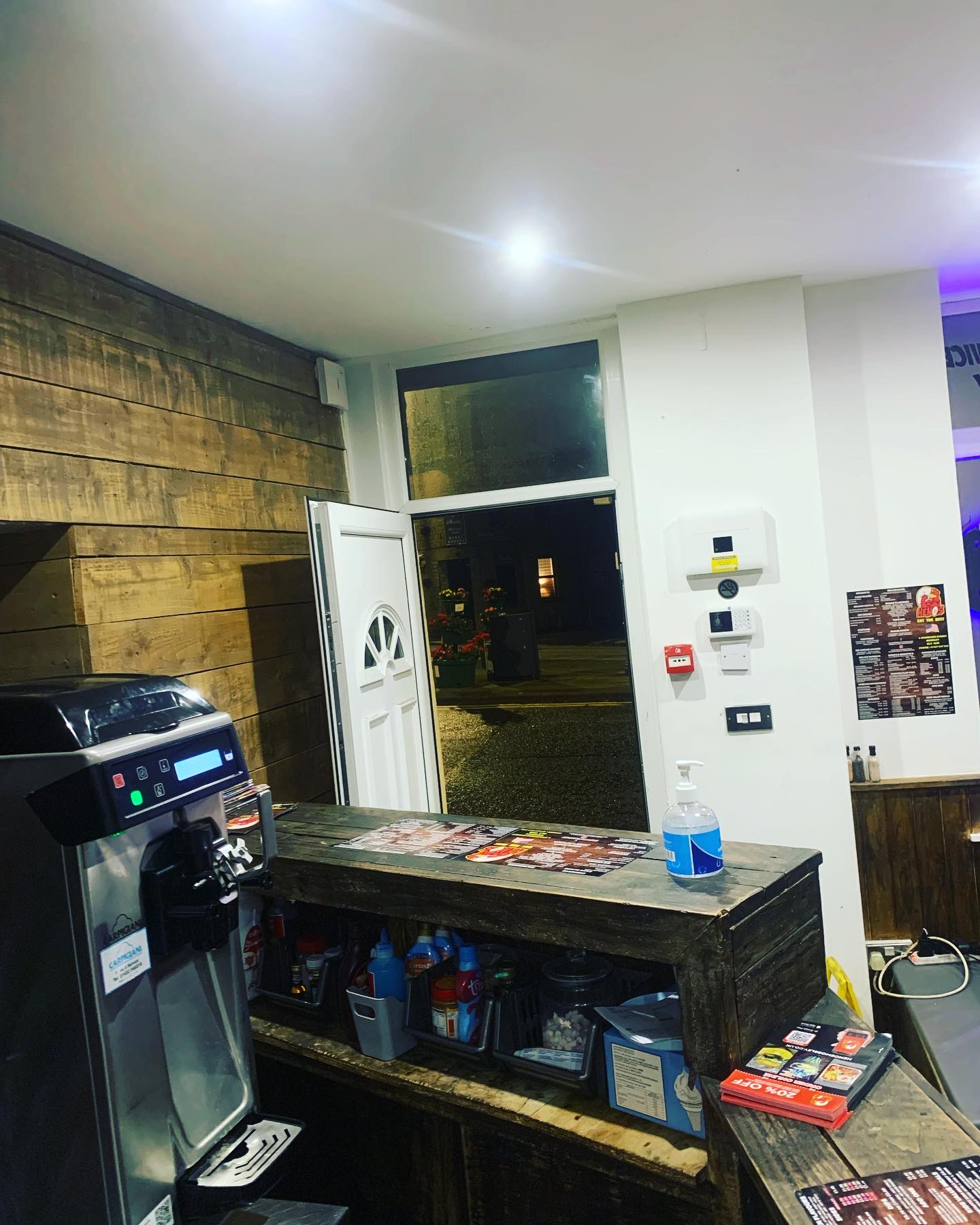 Henos 4 Stamford St, Mossley, Ashton-under-Lyne