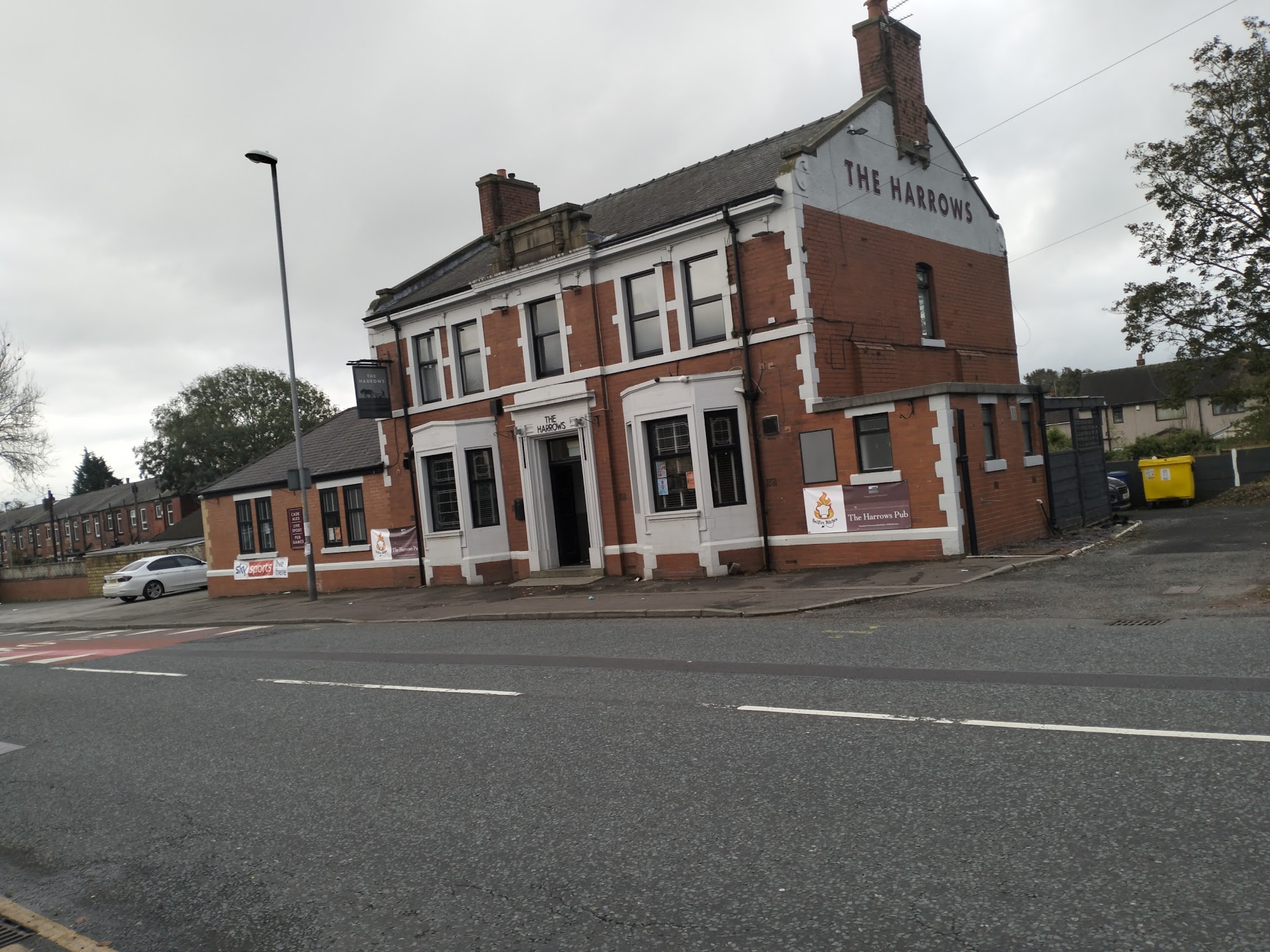Harrows pub Rochdale 159 Bolton Rd, Rochdale