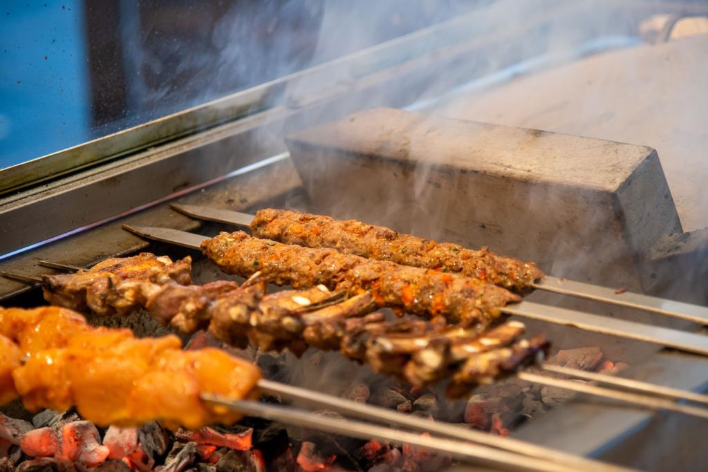 Lina Ocakbasi Restaurant & Meze Bar 19 High St, Waltham Cross