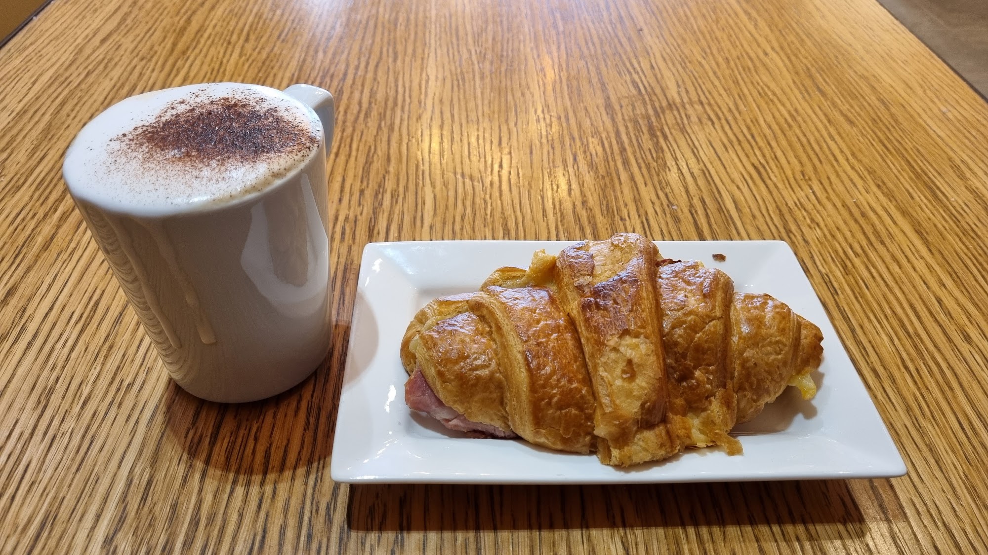 Simmons Bakers 67 Moors Walk, Welwyn Garden City