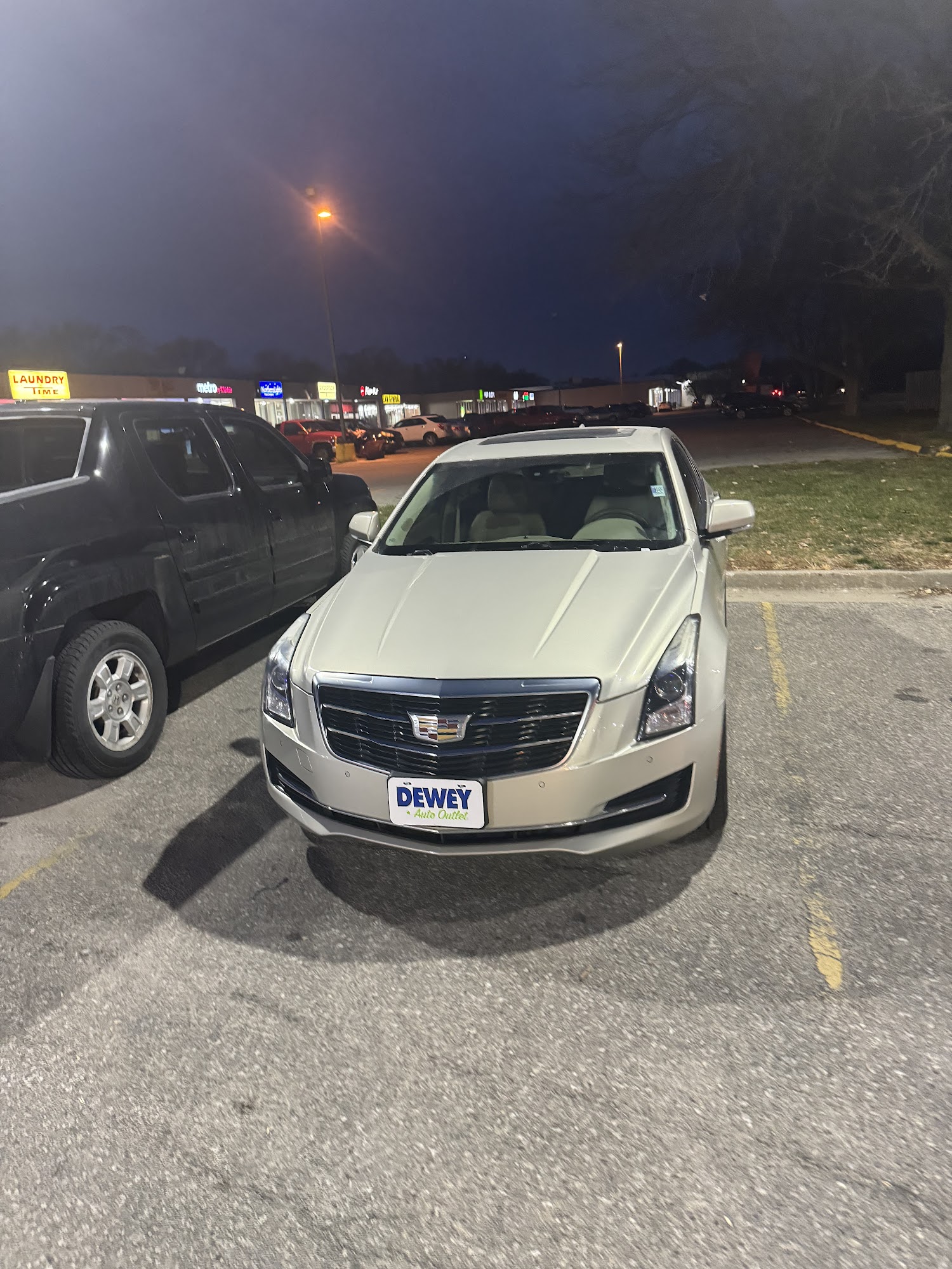 DEWEY AUTO OUTLET - Des Moines IA - Hours, Directions, Reviews - Loc8NearMe