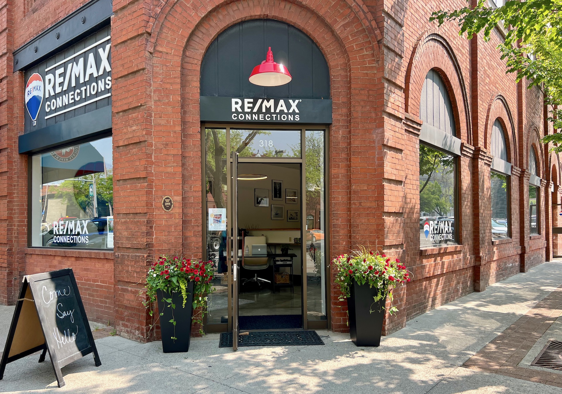 RE/MAX Connections