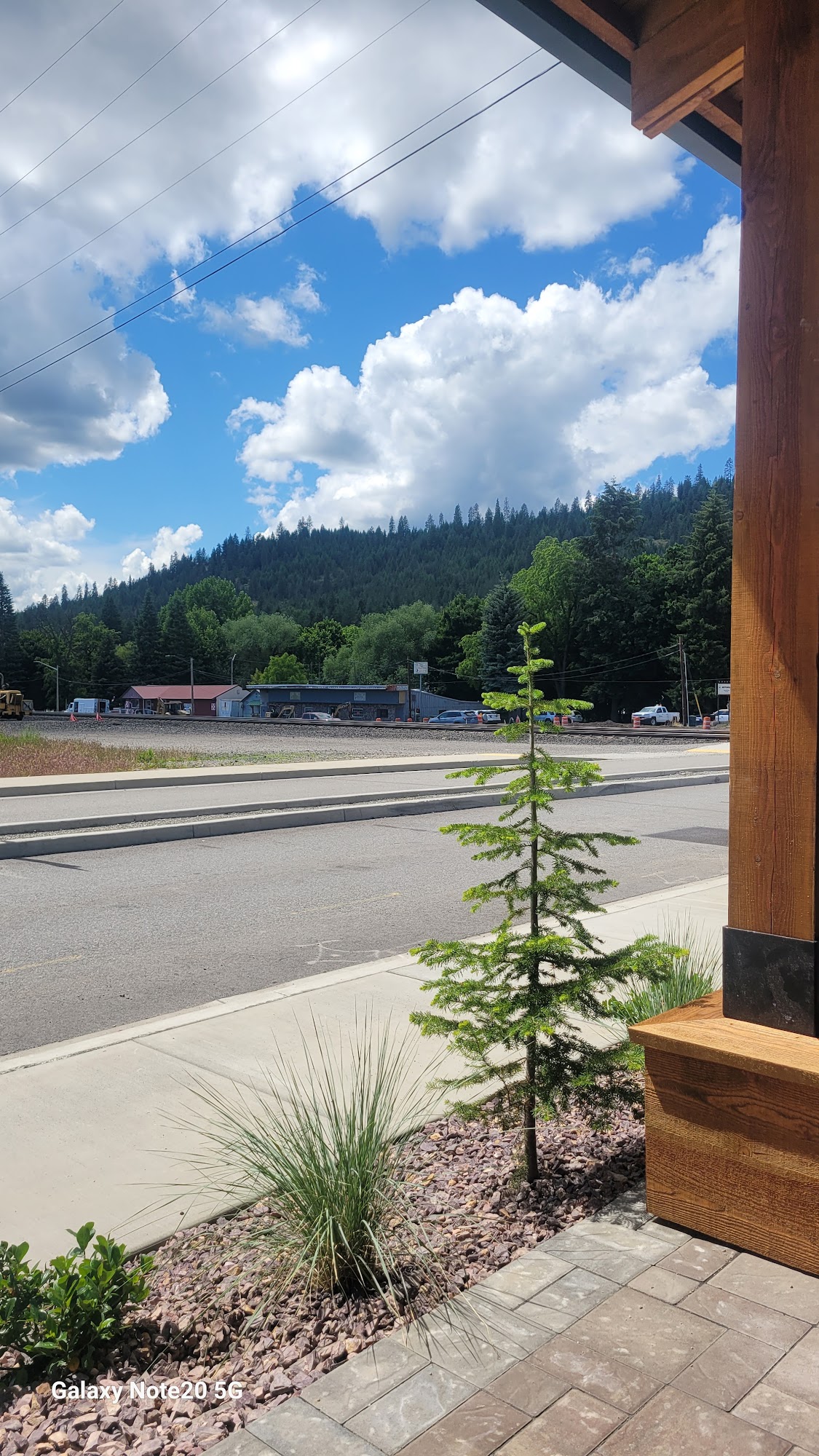 Cascadia Pizza Co. 8083 Main St, Rathdrum, ID 83858