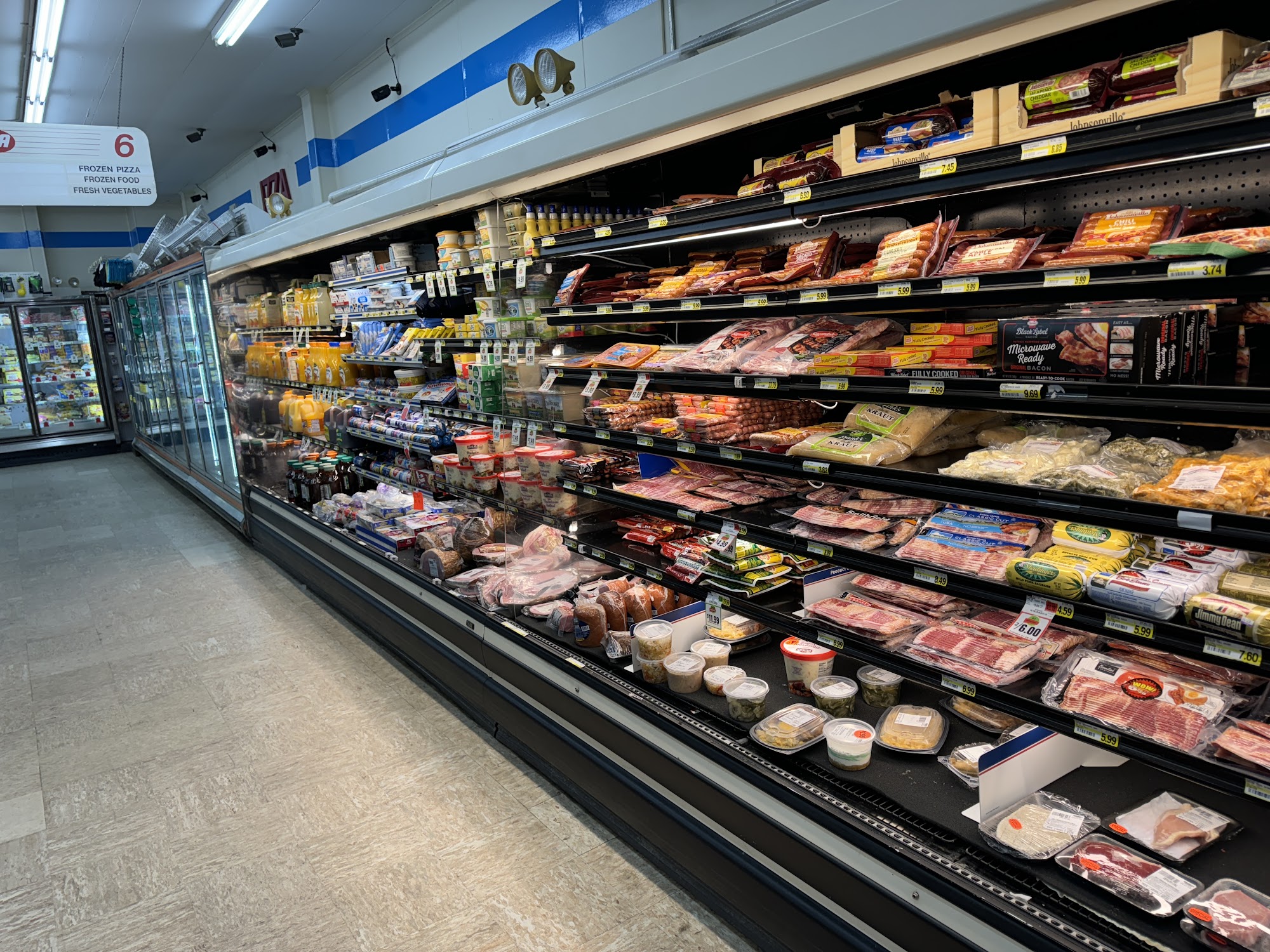 BUSHNELL MARKET 1001 Cole St, Bushnell IL Hours, Directions