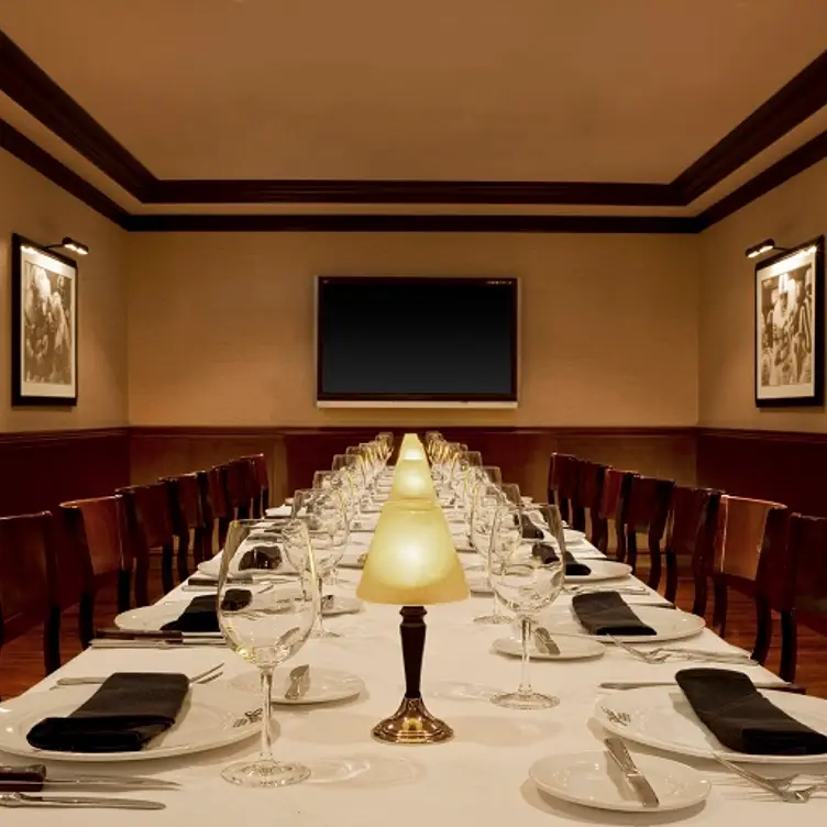 Photo credit: opentable