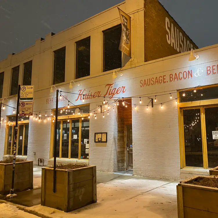 Photo credit: opentable