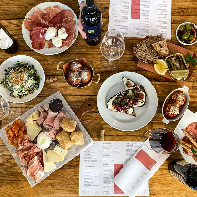Photo credit: opentable