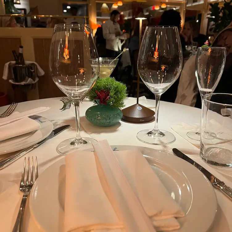 Photo credit: opentable