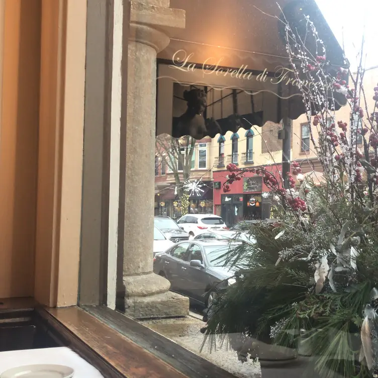 Photo credit: opentable