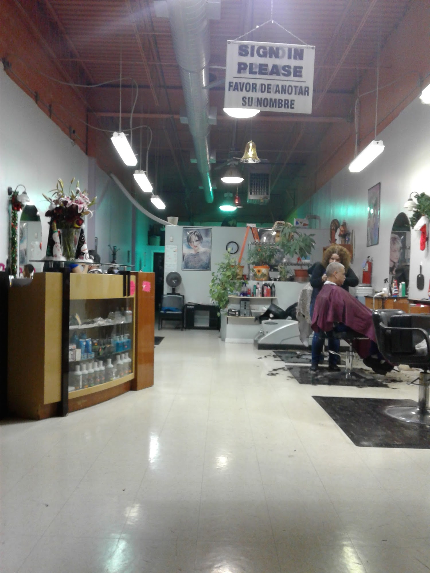 Harlem Family Cuts 6155 S Archer Rd, Summit Illinois 60501