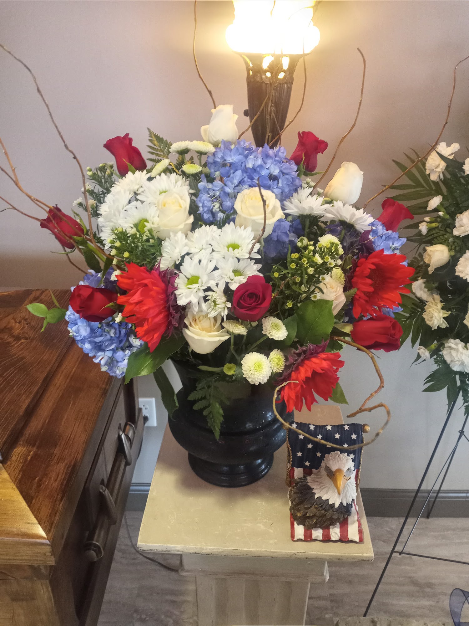 Waterman's Floral Gift Shop & Floral Designs 203 Edwardsville Rd, Troy Illinois 62294