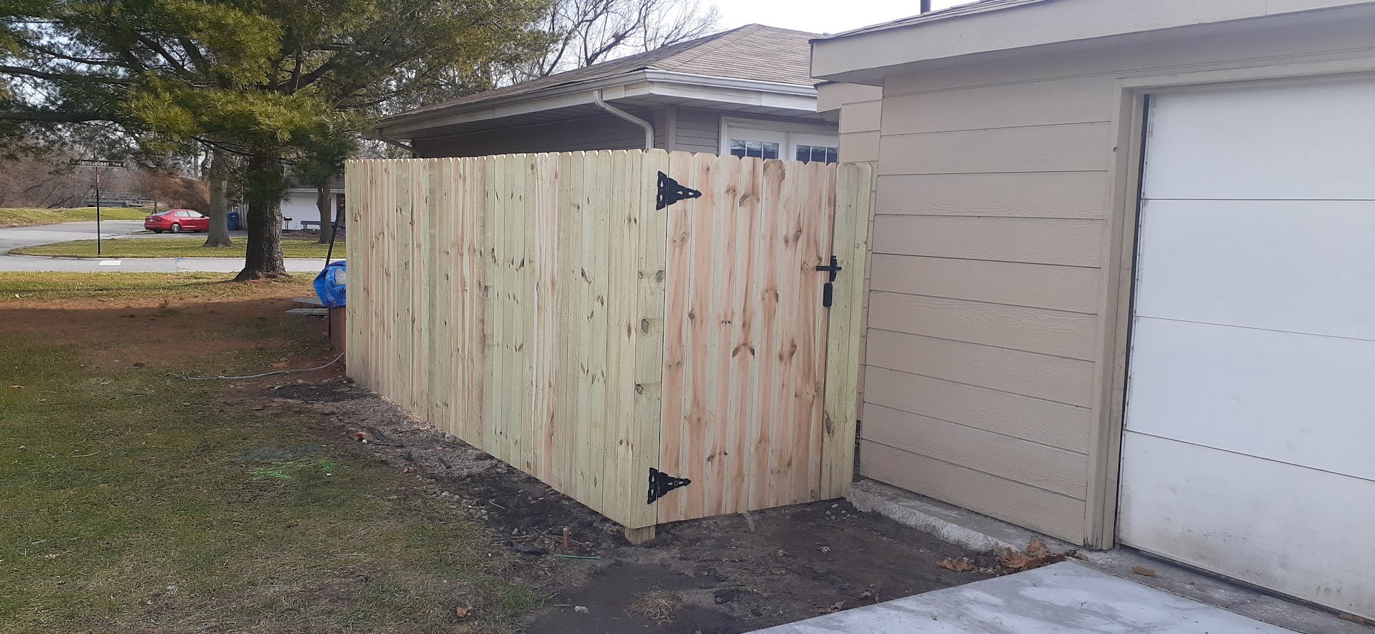 Rojas fencing and decking 121 E Ave C, Griffith Indiana 46319