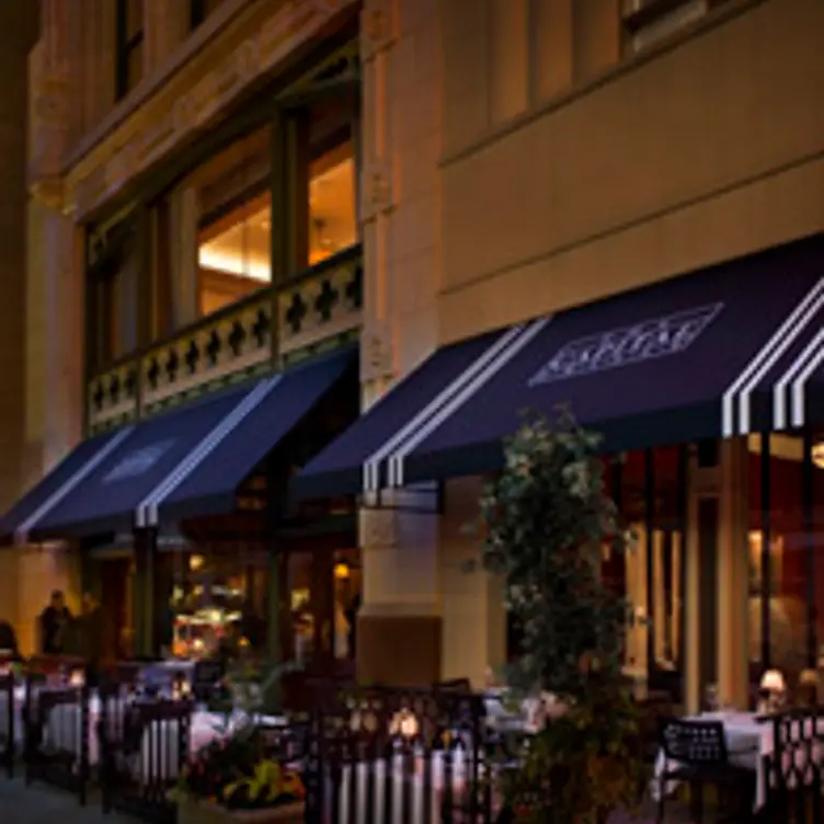 Photo credit: opentable