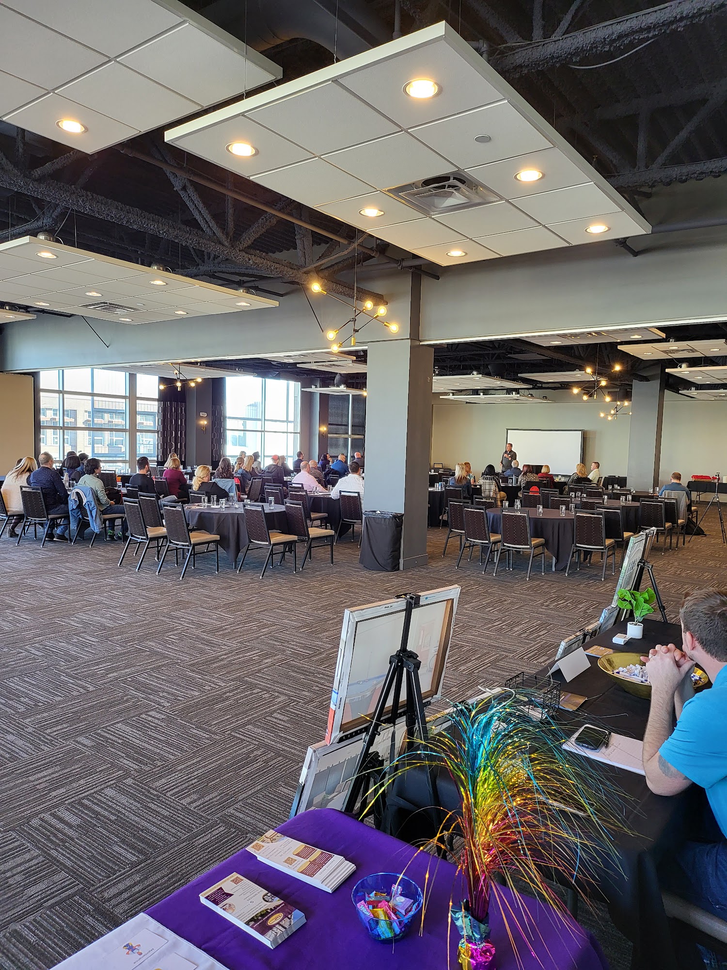 T&H REALTY SERVICES, INC. - Indianapolis IN - Hours, Directions ...