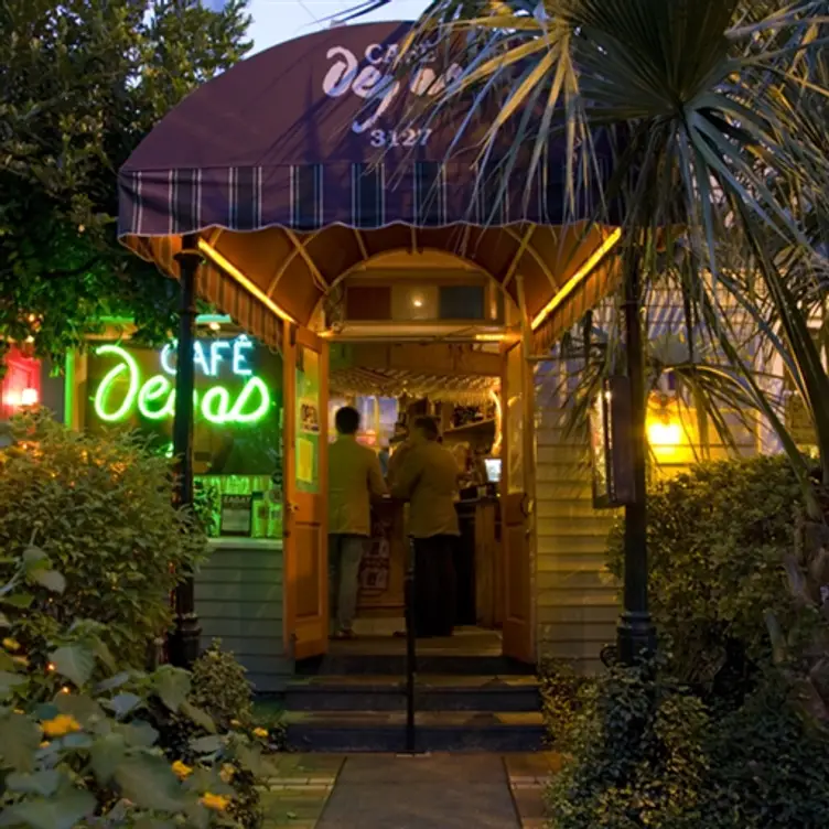 Photo credit: opentable