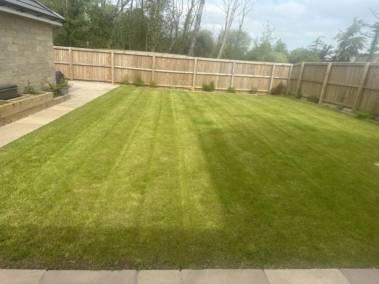 S M Lakeland Garden Services