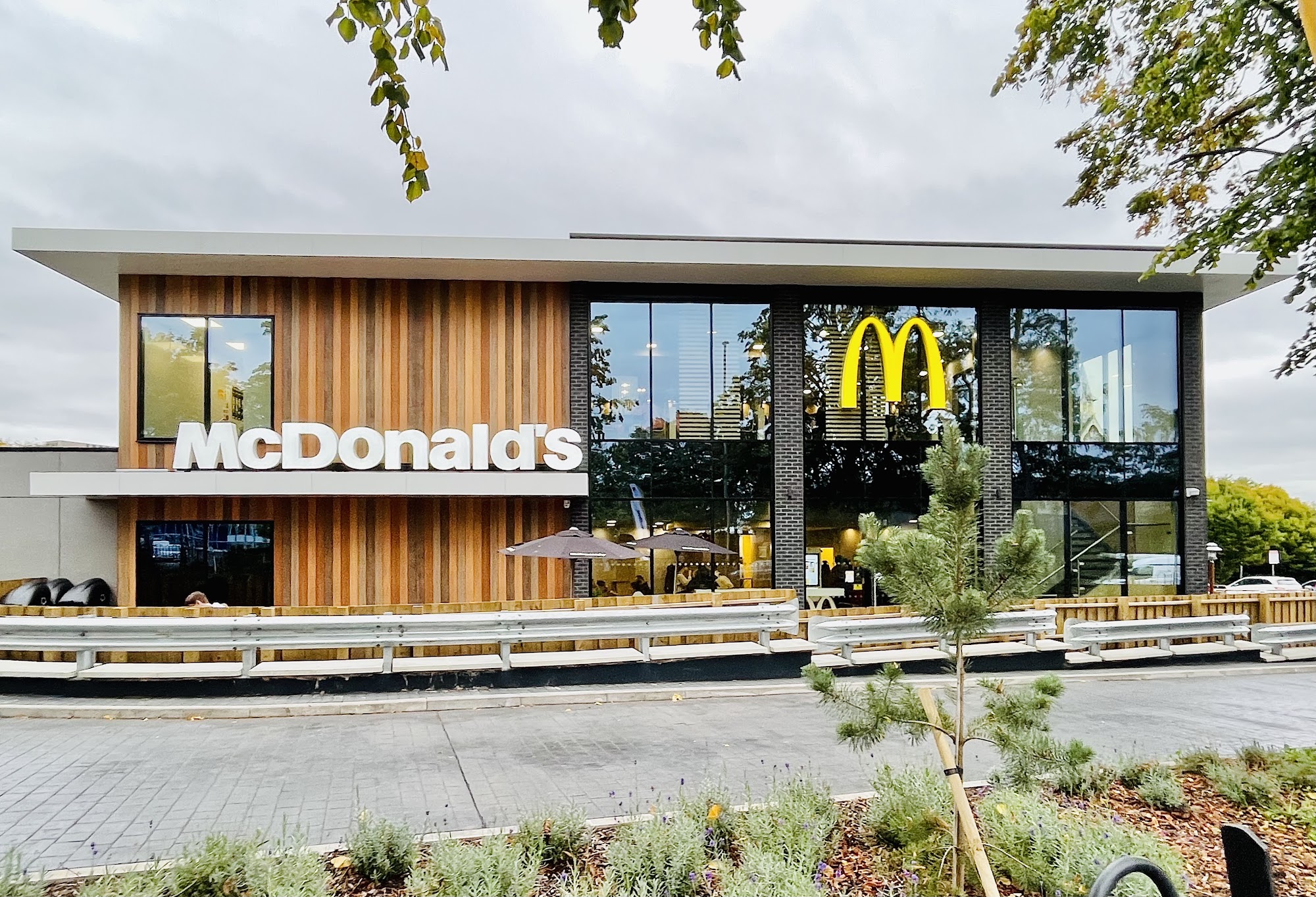 McDonalds 30 Almond Rd, Leicester