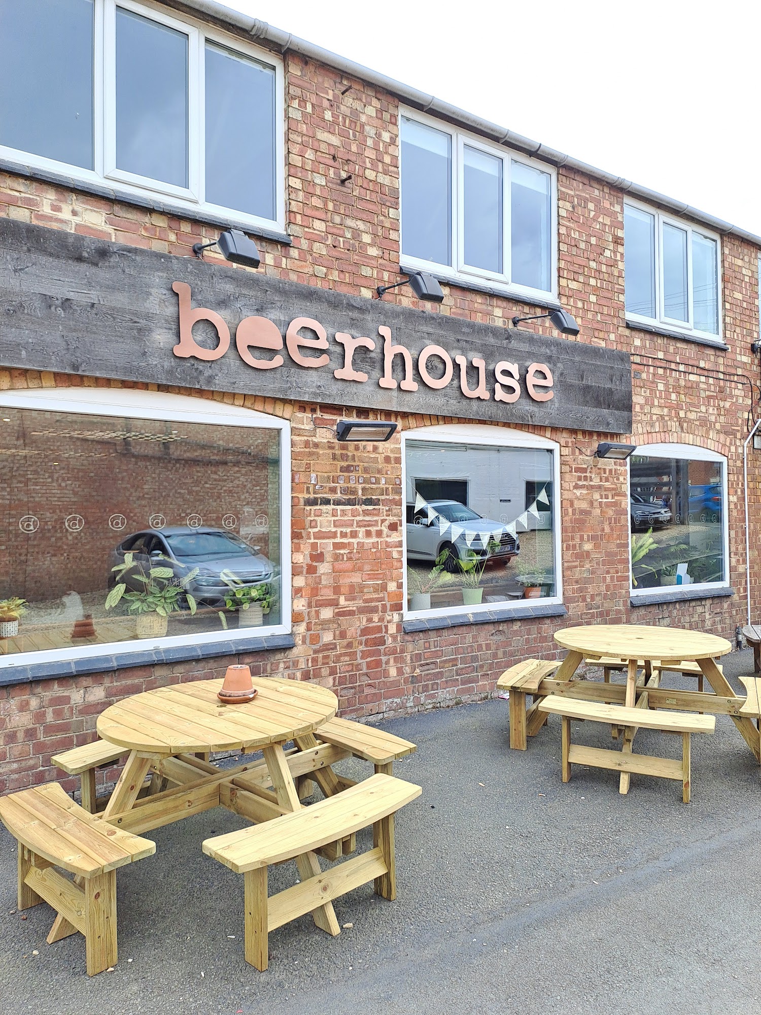 Beerhouse 76B St Mary's Rd, Market Harborough