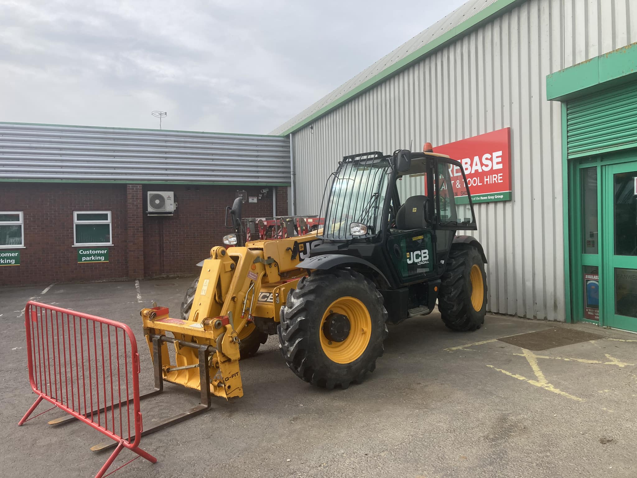 Huws Gray Louth