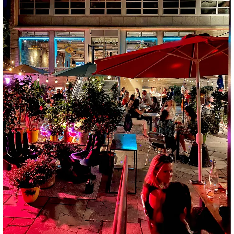Photo credit: opentable