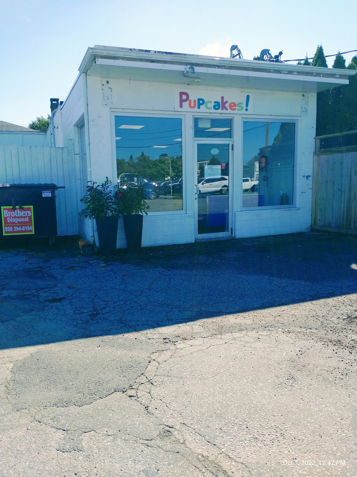 Pupcakes! Pet Boutique & Grooming Hyannis