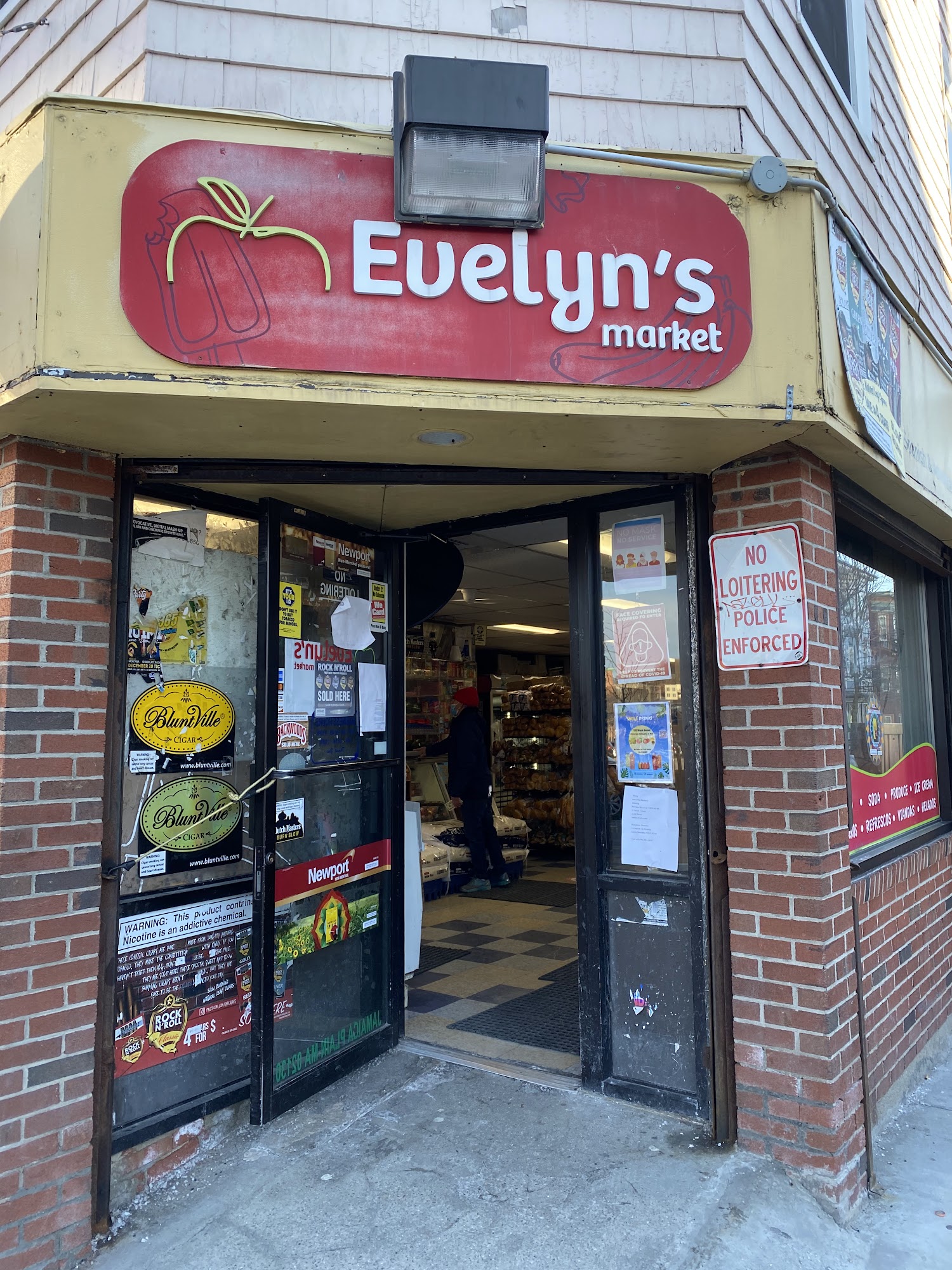 Evelyn's Market