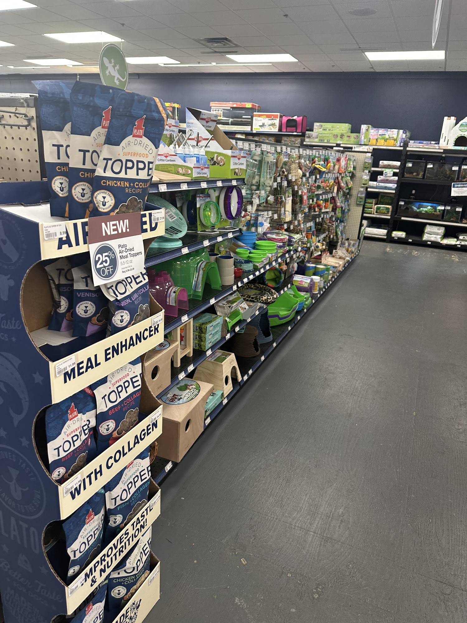 Smithland Pet Center Ware