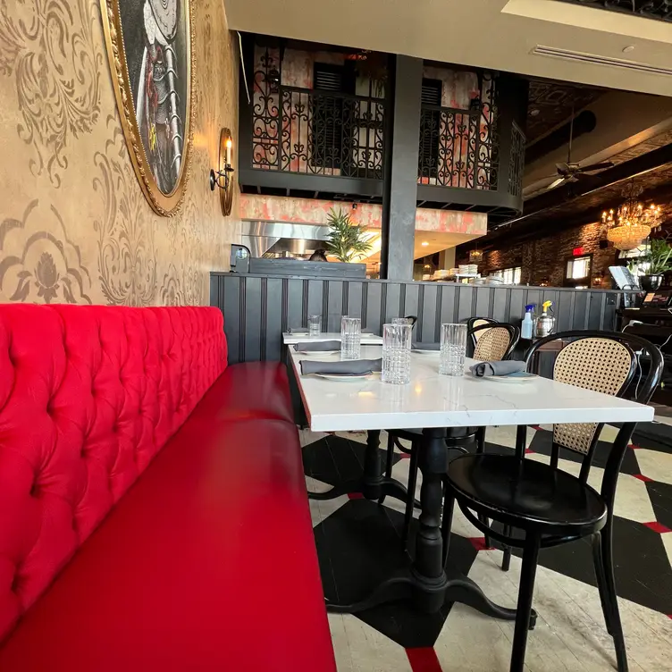 Photo credit: opentable