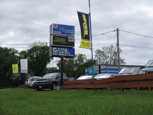 Signature Motors Collision Center Winnipeg
