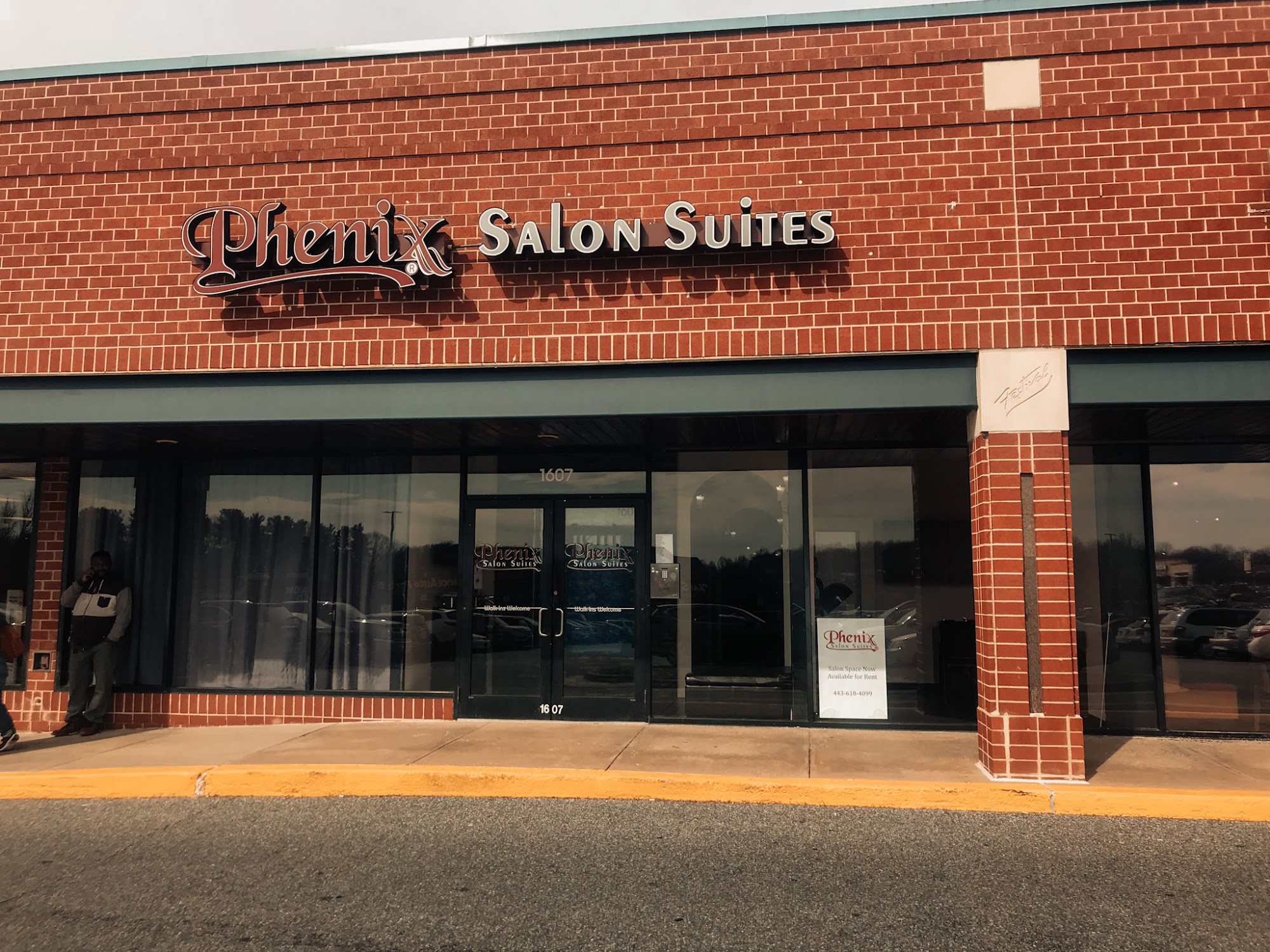 Phenix Salon Suites