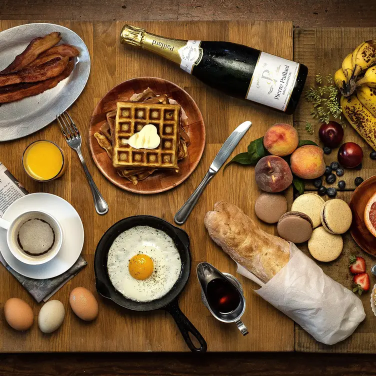 Photo credit: opentable