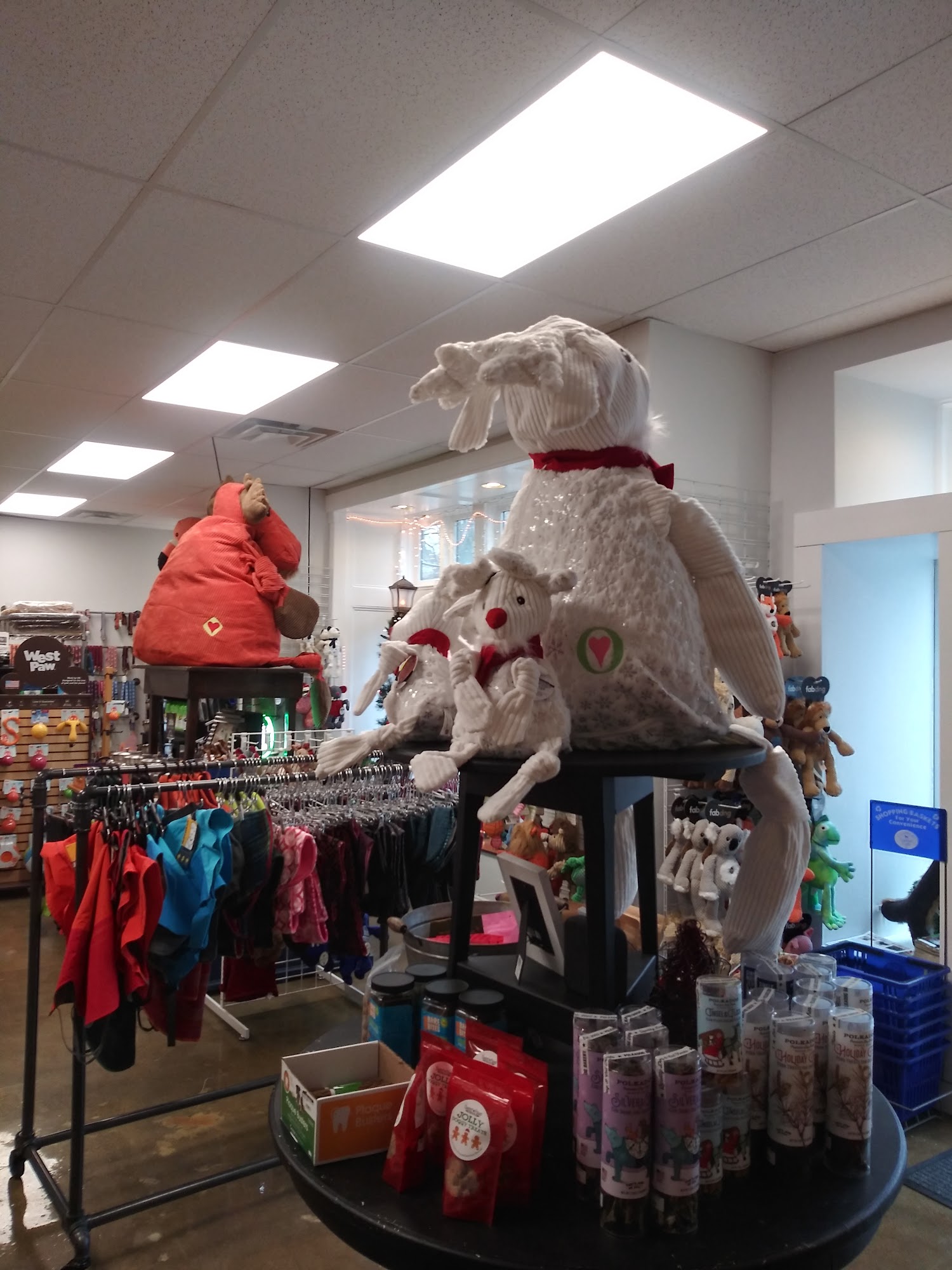 Clipper's Canine Cafe Ellicott City