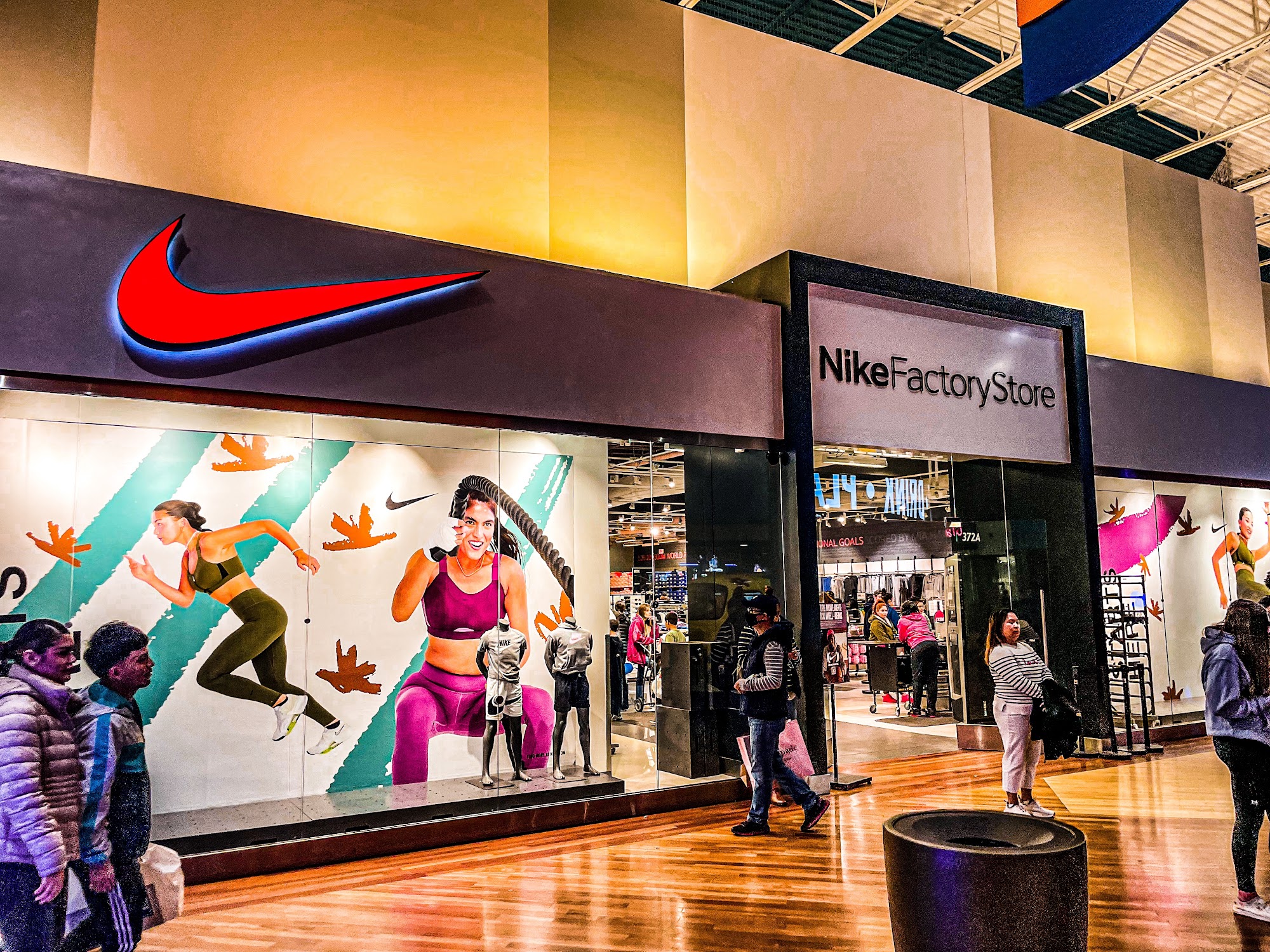 Nike Factory Store - Hanover