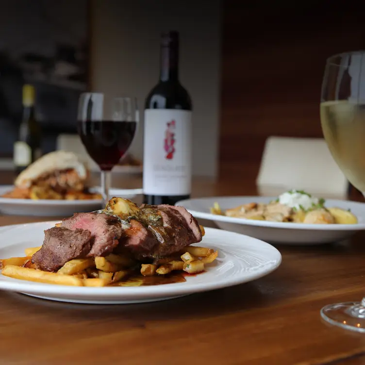 Photo credit: opentable
