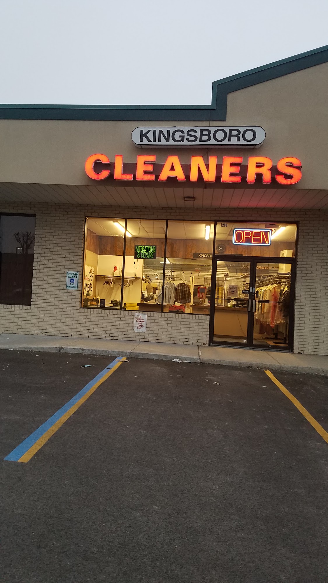 Kingsboro Cleaners Inc Canton