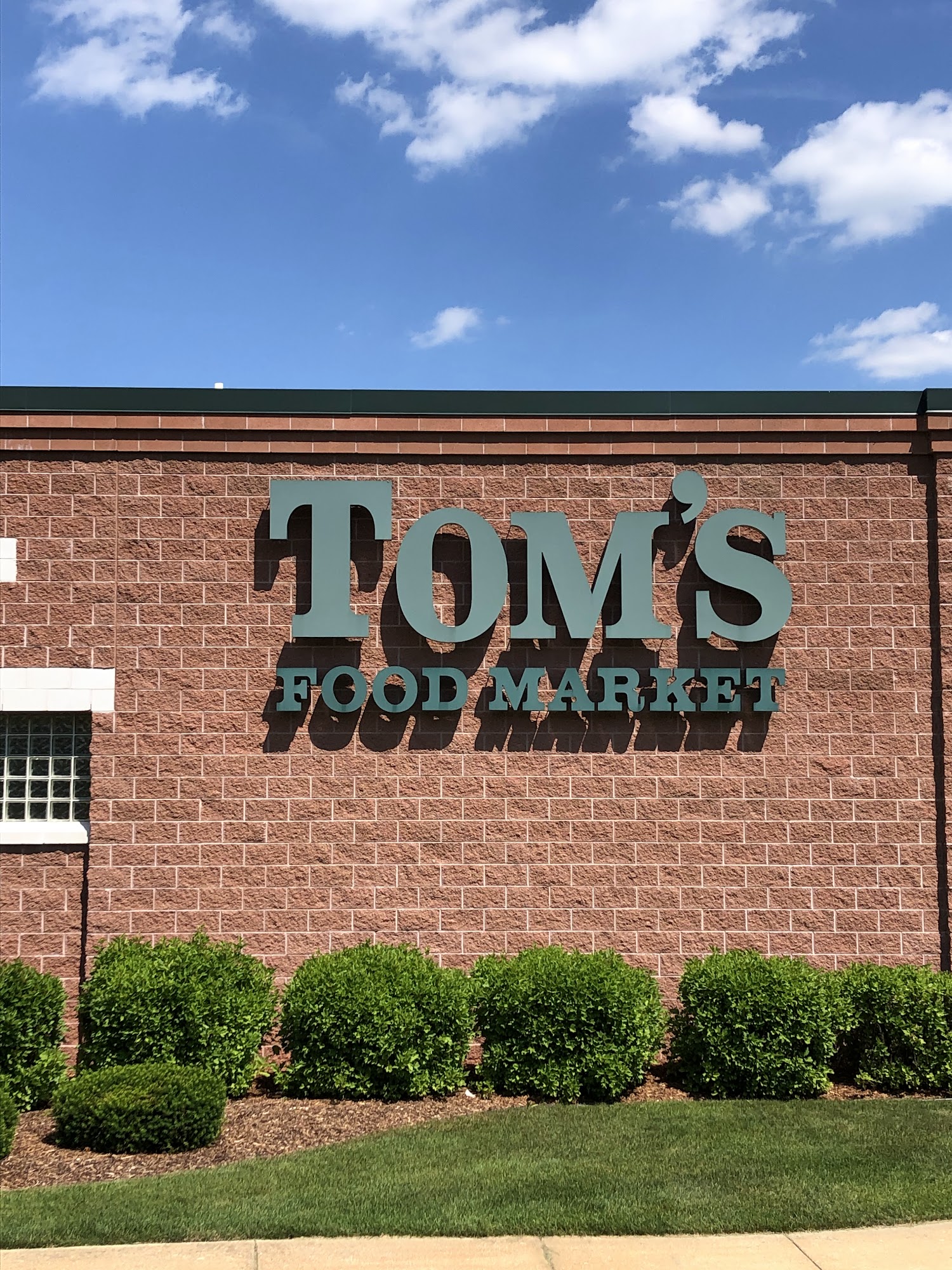 Tom's Food Markets