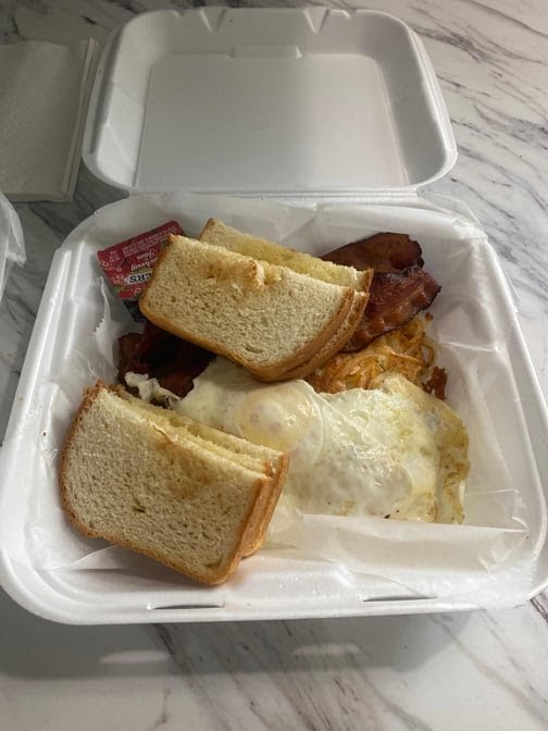 Pizza Pete's 141 US-2, Iron Mountain