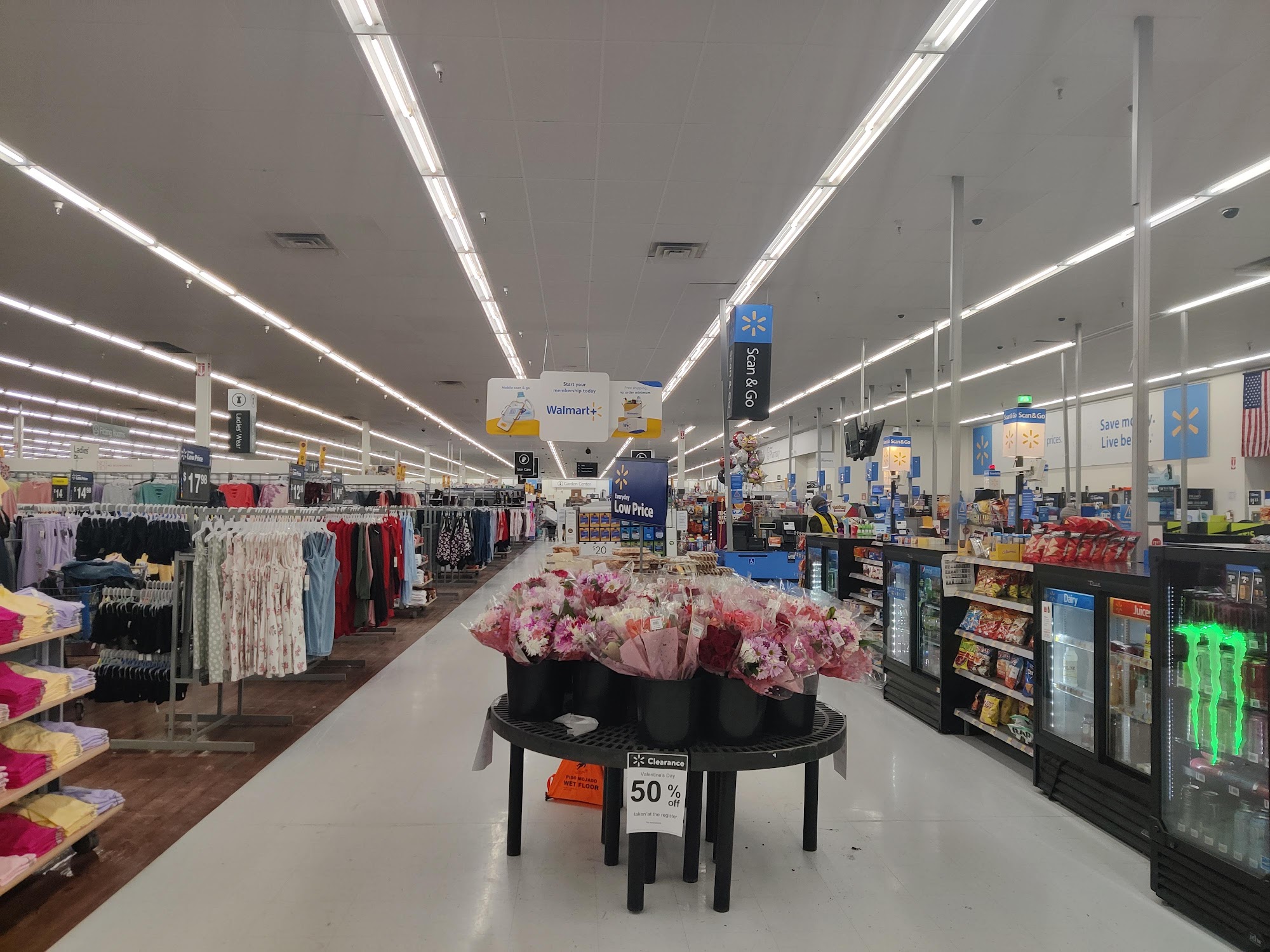 WALMART - 1360 Town Centre Dr, Eagan MN - Hours, Directions, Reviews ...