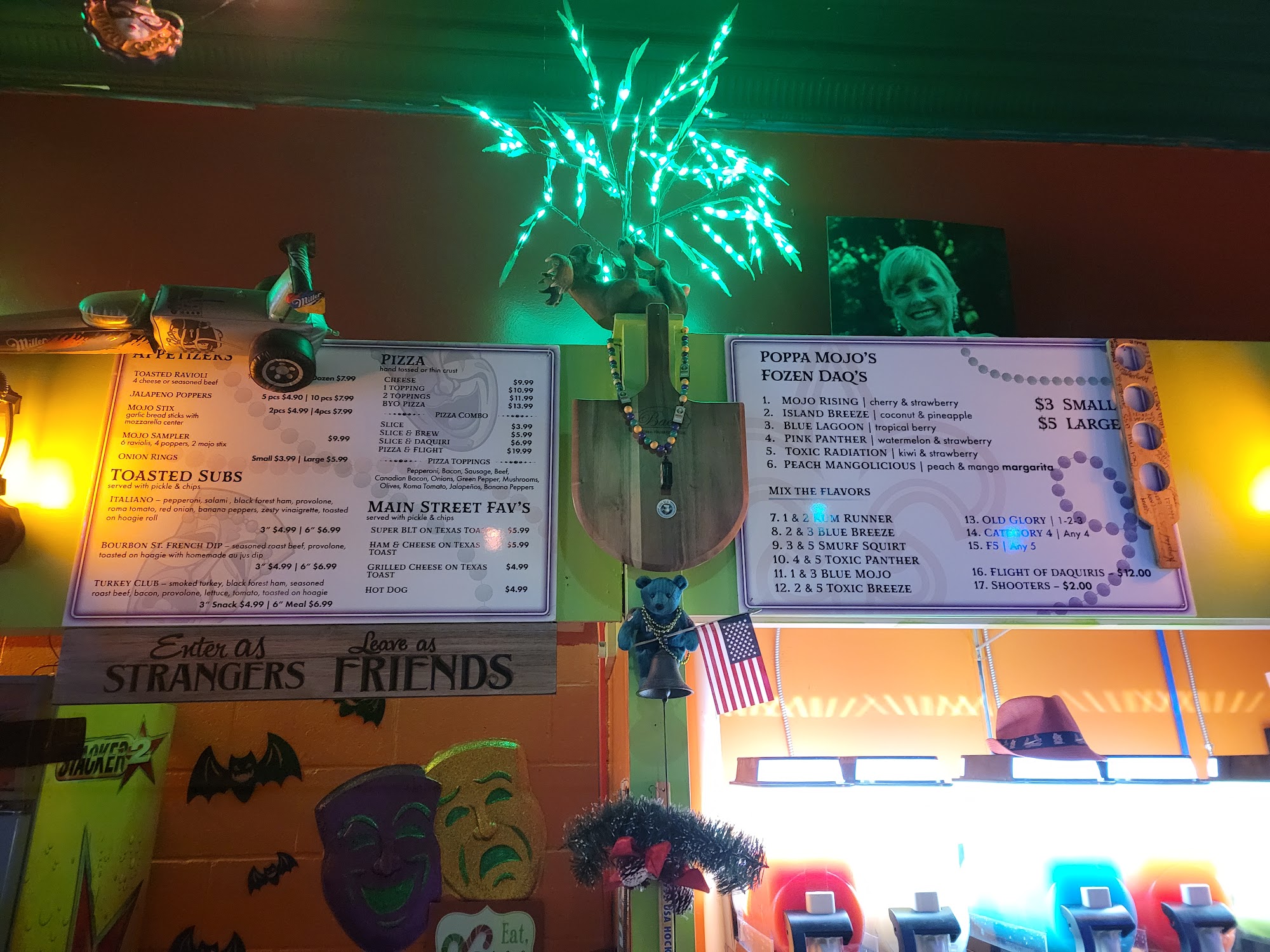 Poppa Mojo's Frozen Daiquiri Bar and Pizzeria Menu