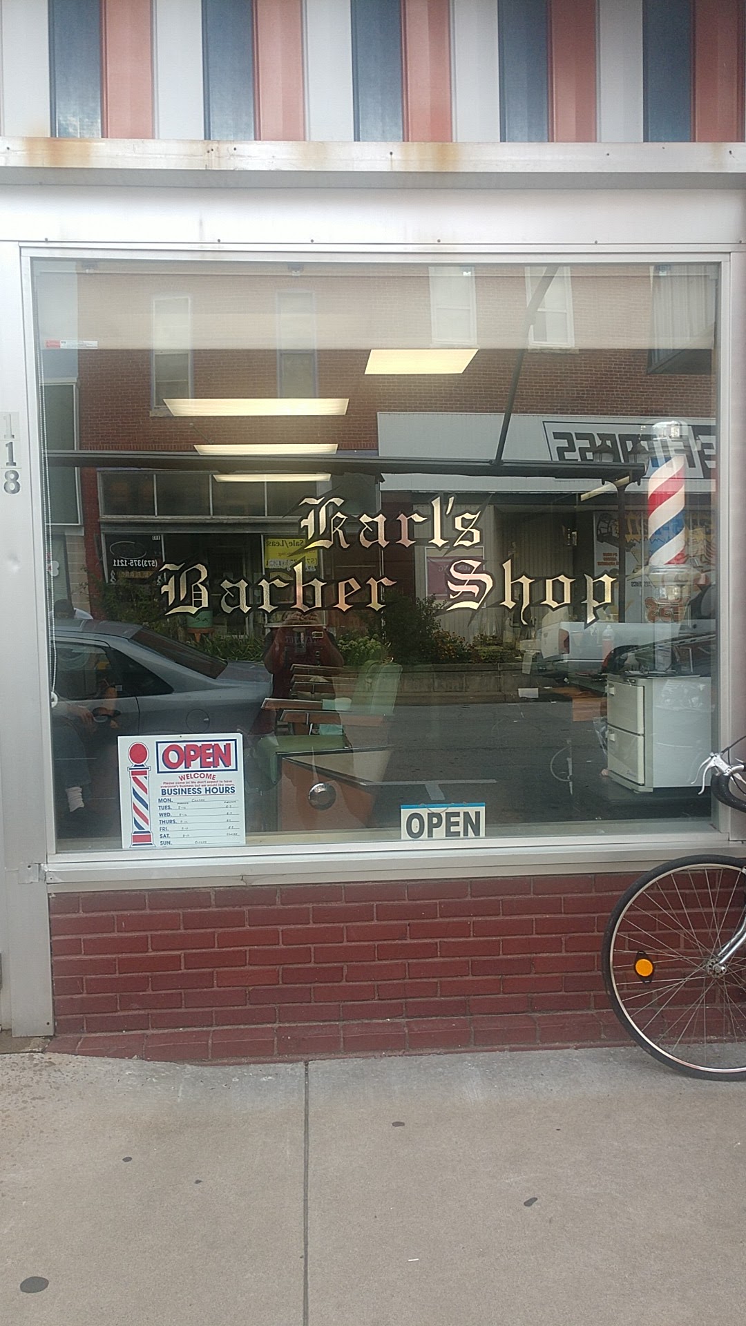 Karl’s Barbershop 118 S Maple St, Eldon Missouri 65026