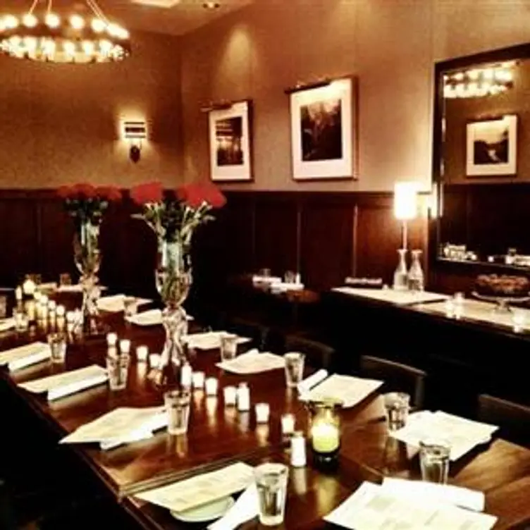Photo credit: opentable